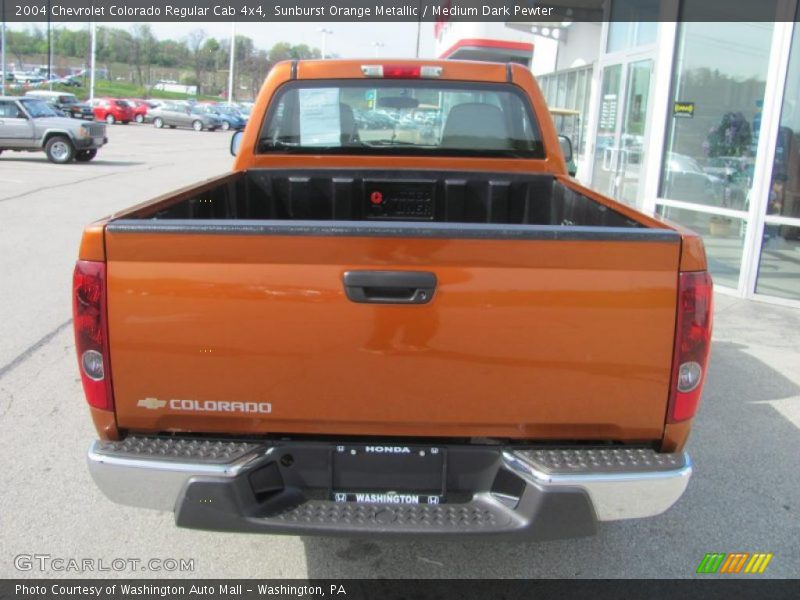 Sunburst Orange Metallic / Medium Dark Pewter 2004 Chevrolet Colorado Regular Cab 4x4