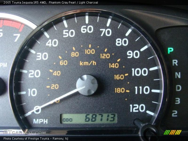 Phantom Gray Pearl / Light Charcoal 2005 Toyota Sequoia SR5 4WD