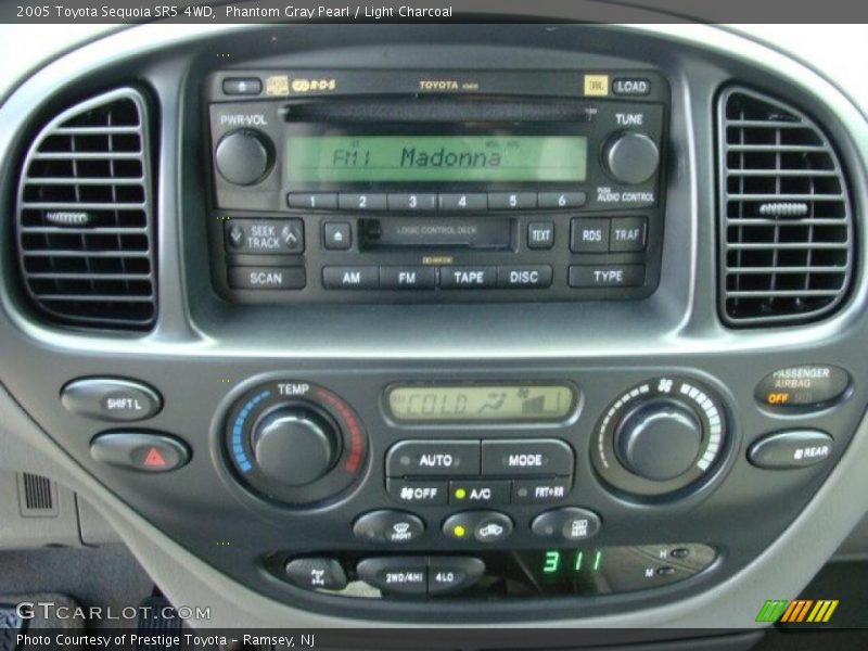 Phantom Gray Pearl / Light Charcoal 2005 Toyota Sequoia SR5 4WD