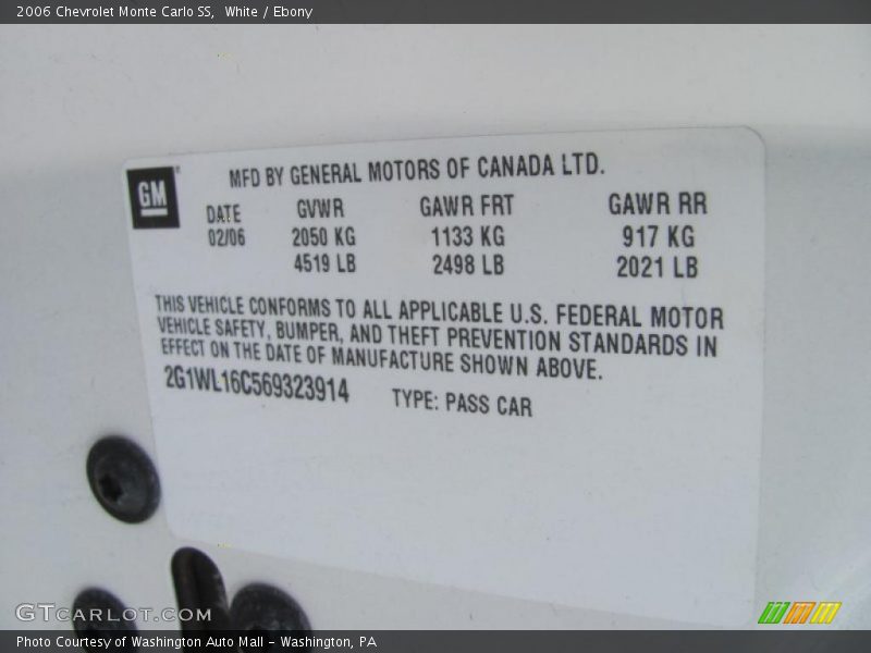 White / Ebony 2006 Chevrolet Monte Carlo SS