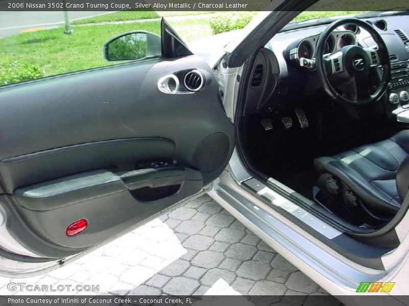 Silver Alloy Metallic / Charcoal Leather 2006 Nissan 350Z Grand Touring Coupe