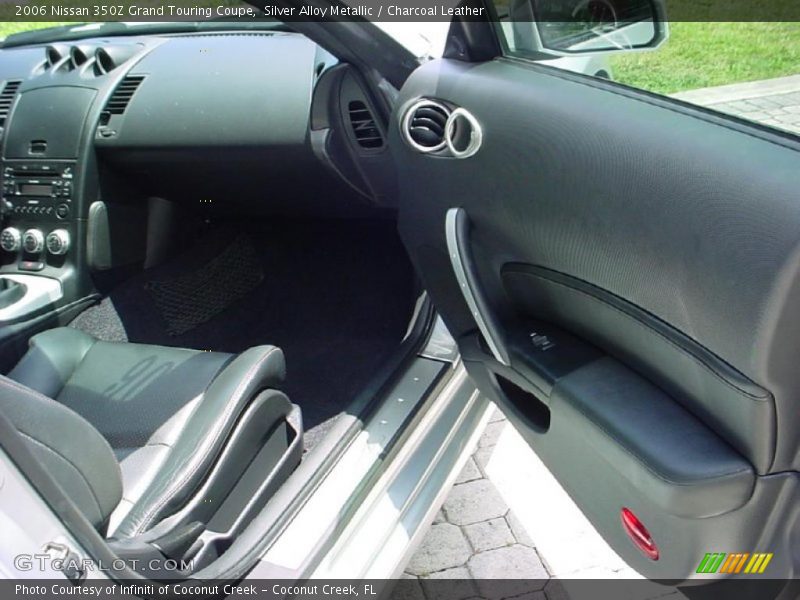 Silver Alloy Metallic / Charcoal Leather 2006 Nissan 350Z Grand Touring Coupe