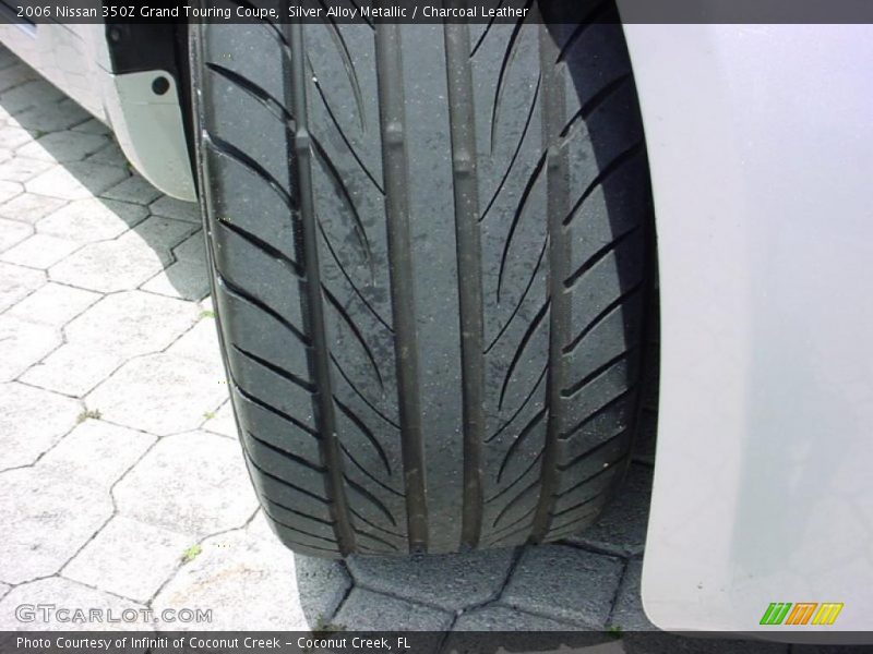 Silver Alloy Metallic / Charcoal Leather 2006 Nissan 350Z Grand Touring Coupe