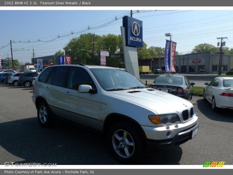 Titanium Silver Metallic / Black 2002 BMW X5 3.0i