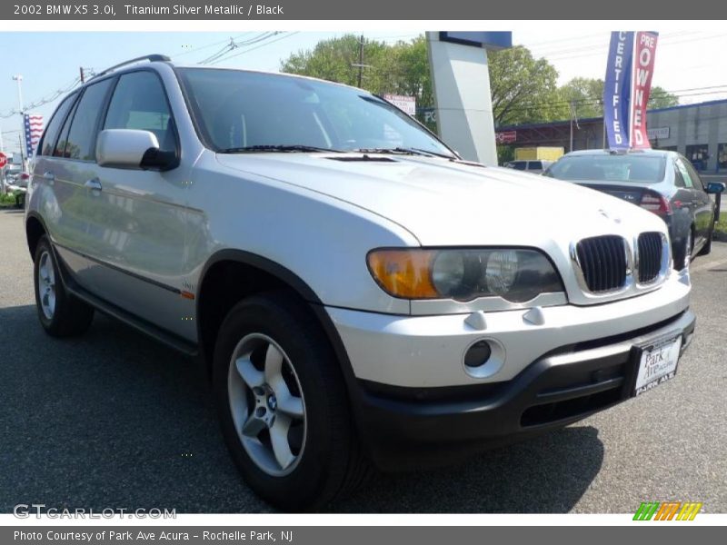 Titanium Silver Metallic / Black 2002 BMW X5 3.0i
