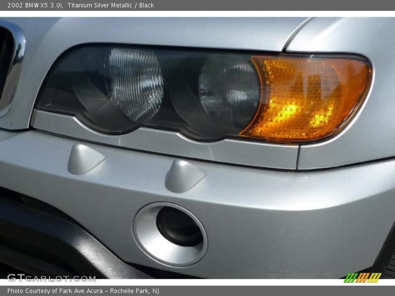 Titanium Silver Metallic / Black 2002 BMW X5 3.0i