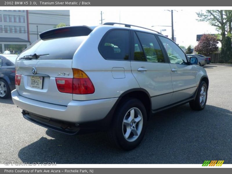 Titanium Silver Metallic / Black 2002 BMW X5 3.0i