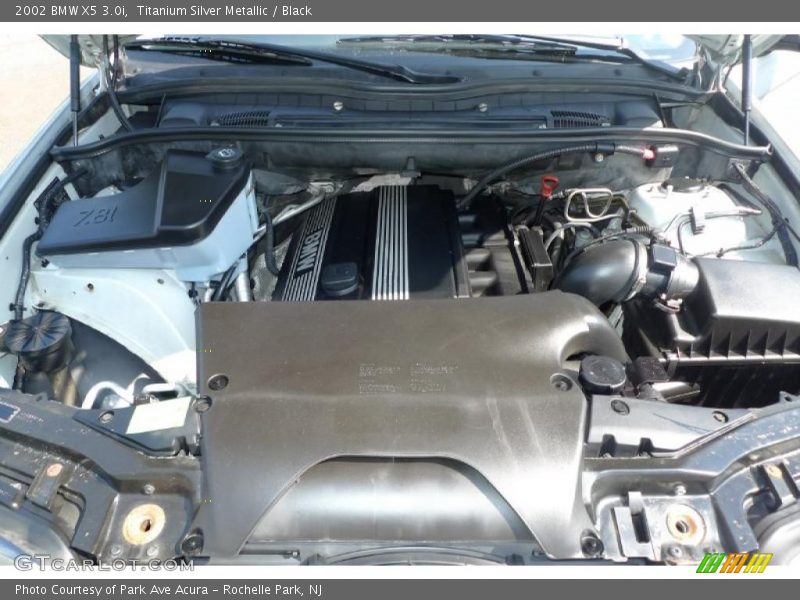 Titanium Silver Metallic / Black 2002 BMW X5 3.0i