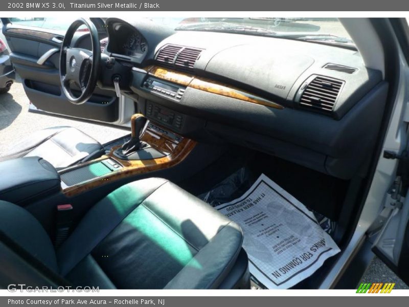 Titanium Silver Metallic / Black 2002 BMW X5 3.0i
