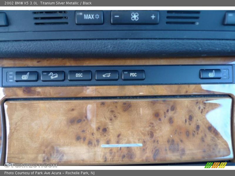 Titanium Silver Metallic / Black 2002 BMW X5 3.0i