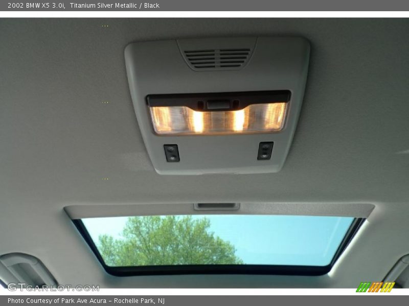 Titanium Silver Metallic / Black 2002 BMW X5 3.0i