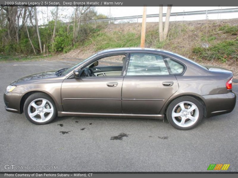 Deep Bronze Metallic / Warm Ivory 2009 Subaru Legacy 2.5i Sedan