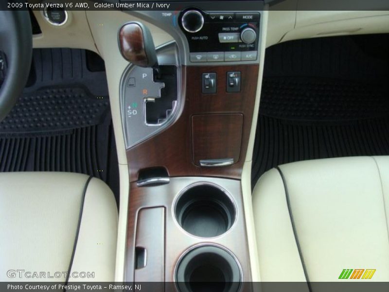 Golden Umber Mica / Ivory 2009 Toyota Venza V6 AWD