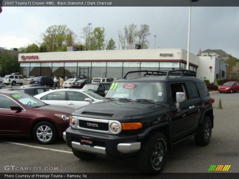 Black Diamond / Dark Charcoal 2007 Toyota FJ Cruiser 4WD