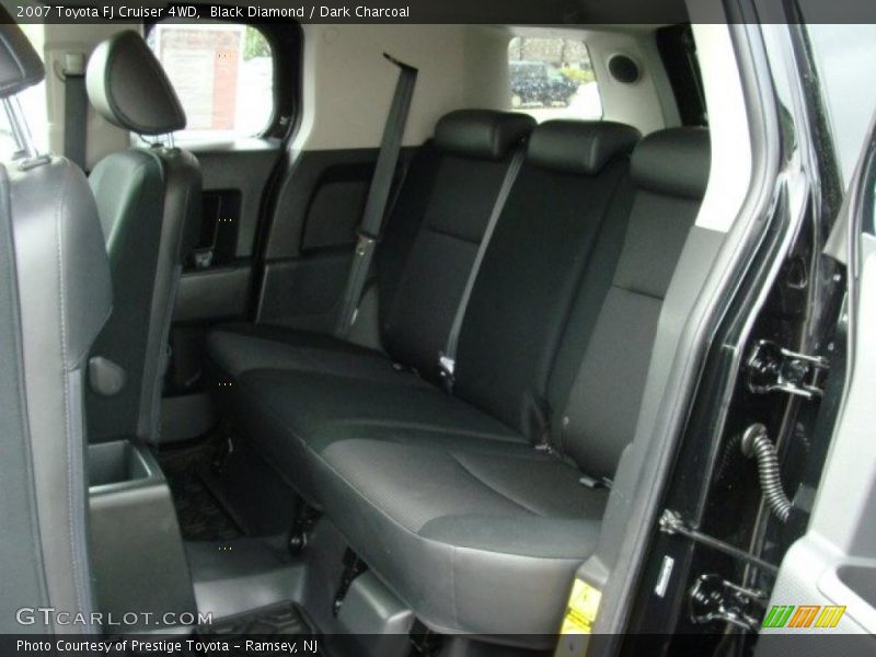 Black Diamond / Dark Charcoal 2007 Toyota FJ Cruiser 4WD