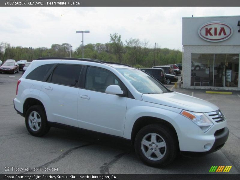 Pearl White / Beige 2007 Suzuki XL7 AWD