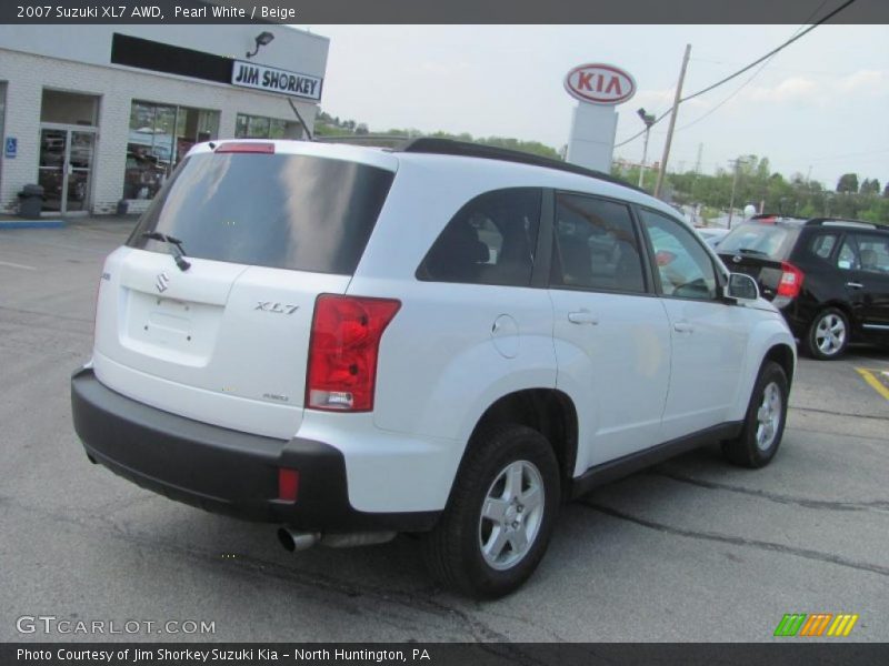 Pearl White / Beige 2007 Suzuki XL7 AWD