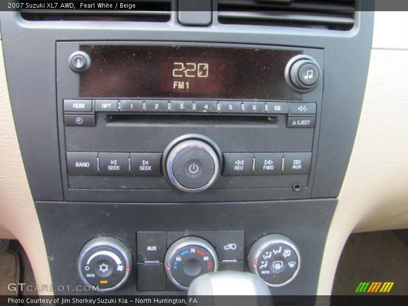 Pearl White / Beige 2007 Suzuki XL7 AWD