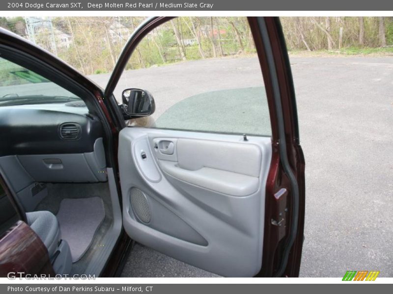 Deep Molten Red Pearl / Medium Slate Gray 2004 Dodge Caravan SXT