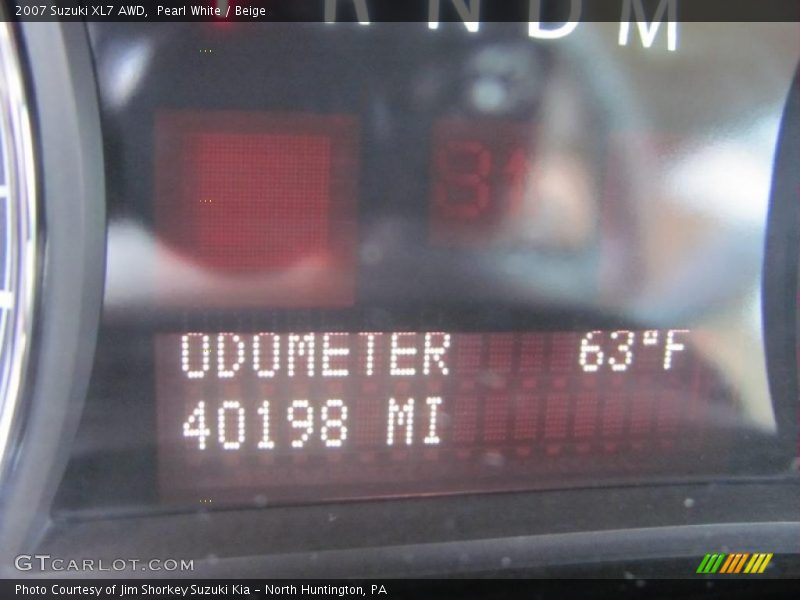 Pearl White / Beige 2007 Suzuki XL7 AWD