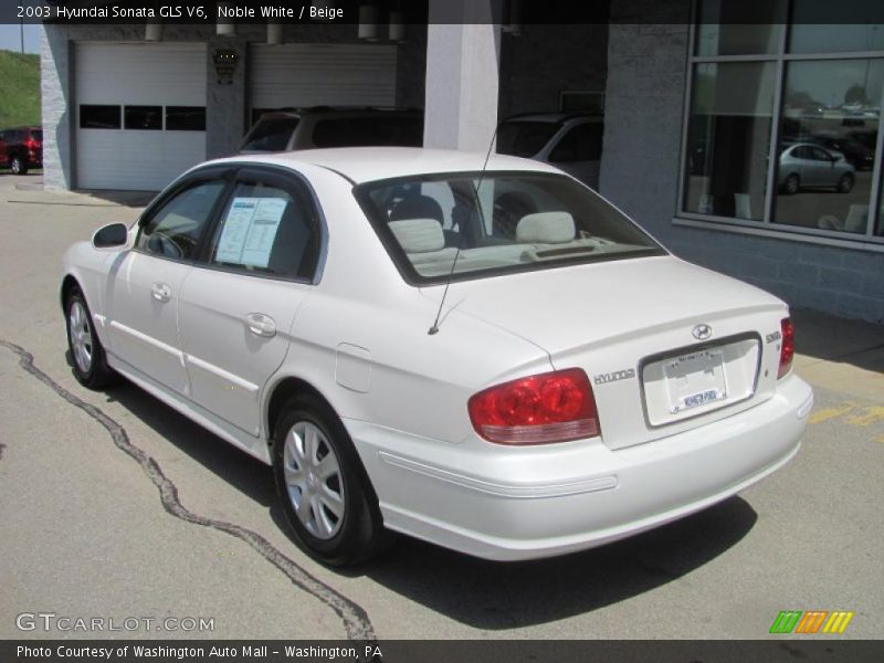 Noble White / Beige 2003 Hyundai Sonata GLS V6