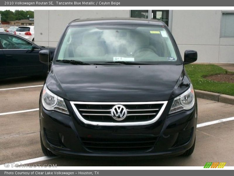 Tanzanite Blue Metallic / Ceylon Beige 2010 Volkswagen Routan SE