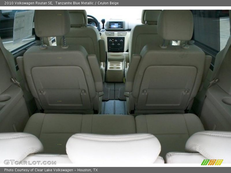 Tanzanite Blue Metallic / Ceylon Beige 2010 Volkswagen Routan SE