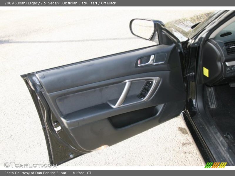 Obsidian Black Pearl / Off Black 2009 Subaru Legacy 2.5i Sedan