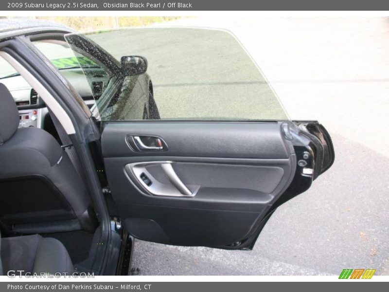 Obsidian Black Pearl / Off Black 2009 Subaru Legacy 2.5i Sedan