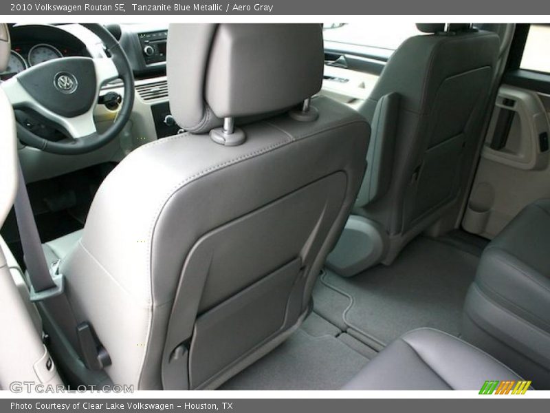 Tanzanite Blue Metallic / Aero Gray 2010 Volkswagen Routan SE