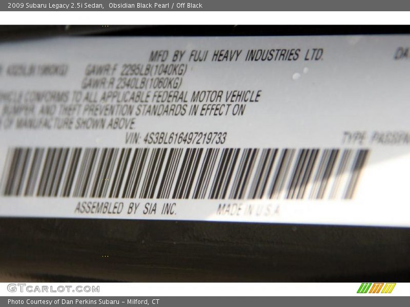 Obsidian Black Pearl / Off Black 2009 Subaru Legacy 2.5i Sedan