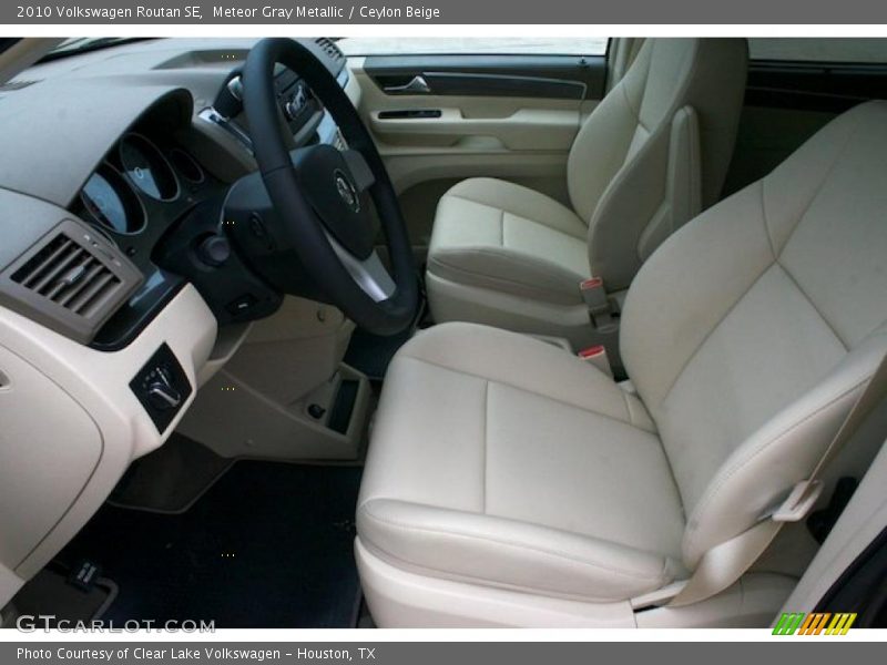 Meteor Gray Metallic / Ceylon Beige 2010 Volkswagen Routan SE