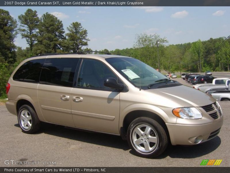 Linen Gold Metallic / Dark Khaki/Light Graystone 2007 Dodge Grand Caravan SXT