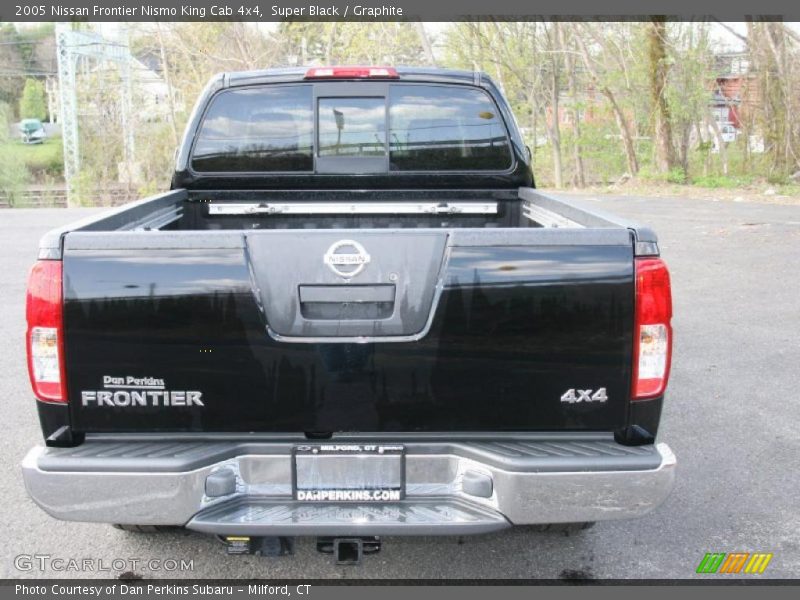 Super Black / Graphite 2005 Nissan Frontier Nismo King Cab 4x4