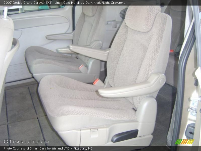 Linen Gold Metallic / Dark Khaki/Light Graystone 2007 Dodge Grand Caravan SXT