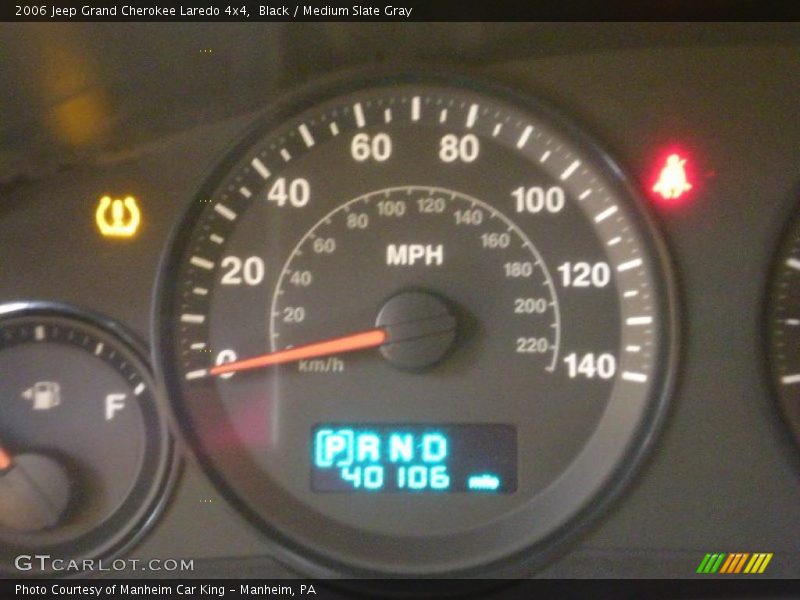 Black / Medium Slate Gray 2006 Jeep Grand Cherokee Laredo 4x4
