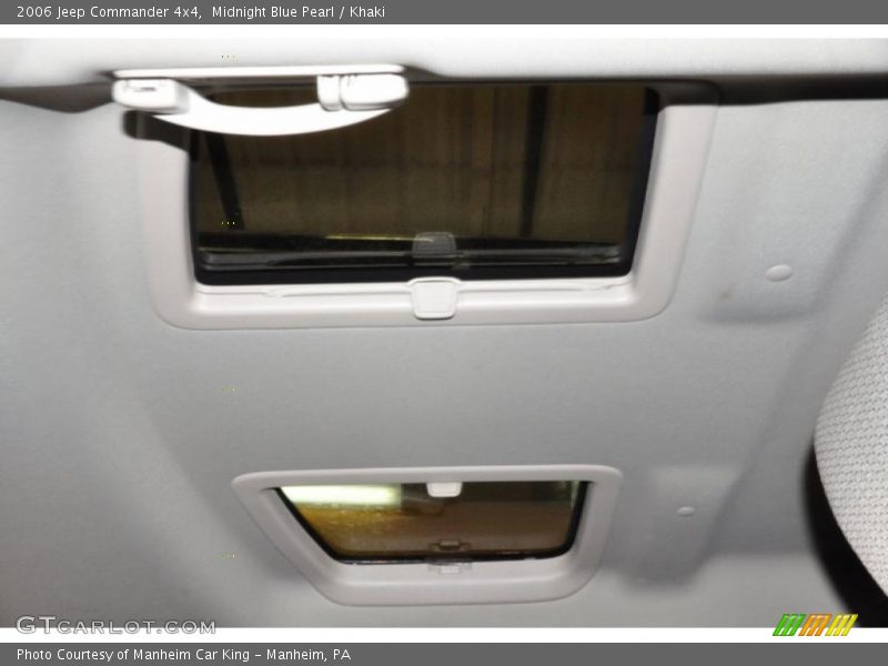 Midnight Blue Pearl / Khaki 2006 Jeep Commander 4x4