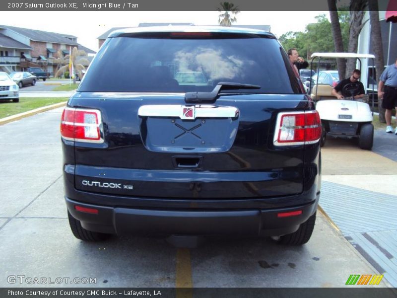 Midnight Blue / Tan 2007 Saturn Outlook XE