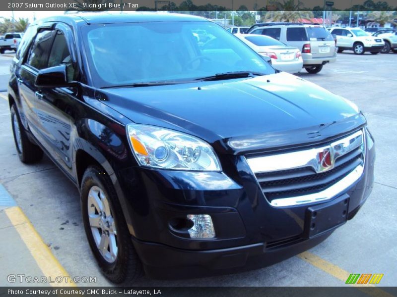 Midnight Blue / Tan 2007 Saturn Outlook XE