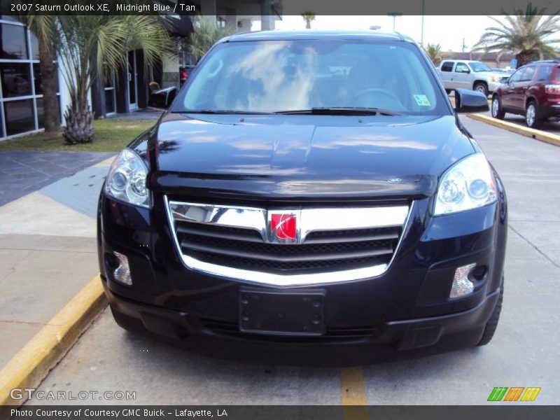 Midnight Blue / Tan 2007 Saturn Outlook XE