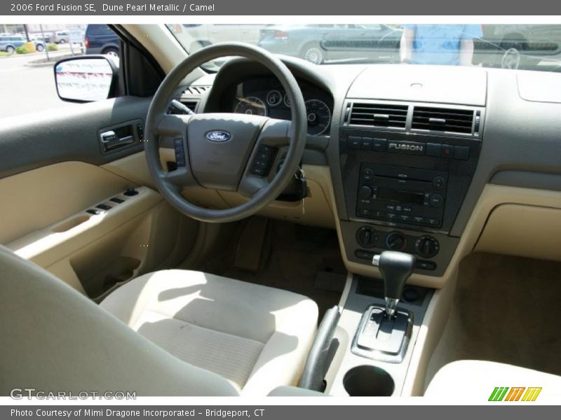 Dune Pearl Metallic / Camel 2006 Ford Fusion SE
