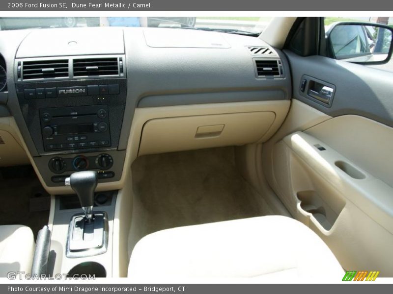 Dune Pearl Metallic / Camel 2006 Ford Fusion SE