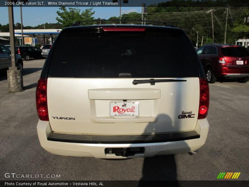 White Diamond Tricoat / Light Titanium 2008 GMC Yukon SLT