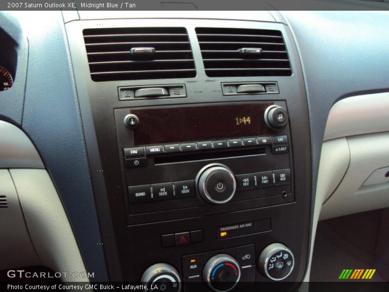 Midnight Blue / Tan 2007 Saturn Outlook XE