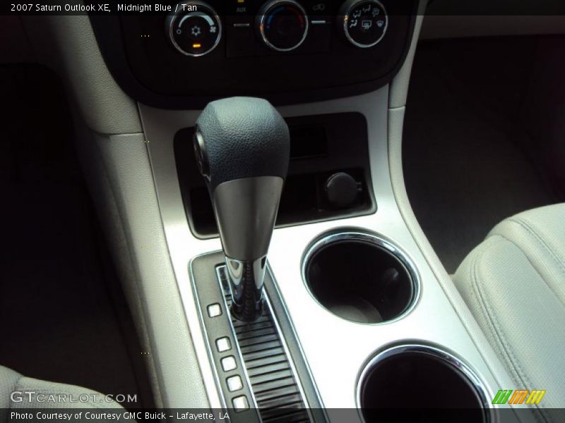 Midnight Blue / Tan 2007 Saturn Outlook XE