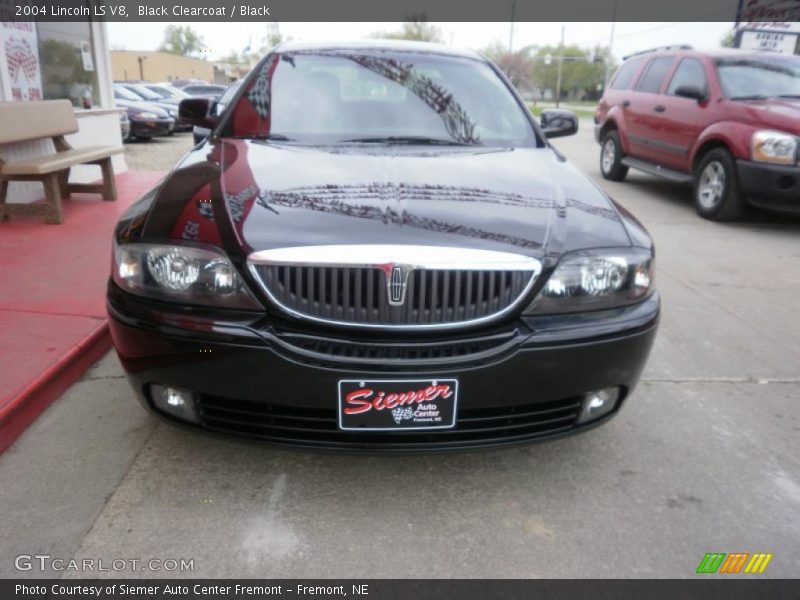 Black Clearcoat / Black 2004 Lincoln LS V8