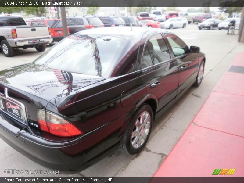 Black Clearcoat / Black 2004 Lincoln LS V8