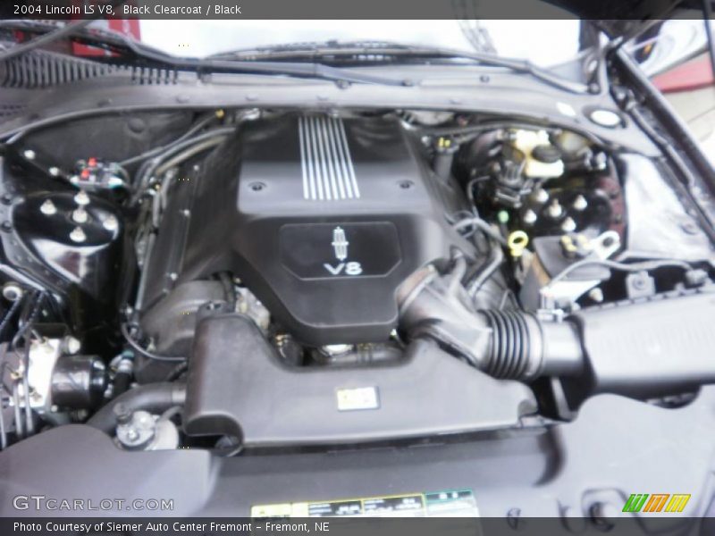 Black Clearcoat / Black 2004 Lincoln LS V8