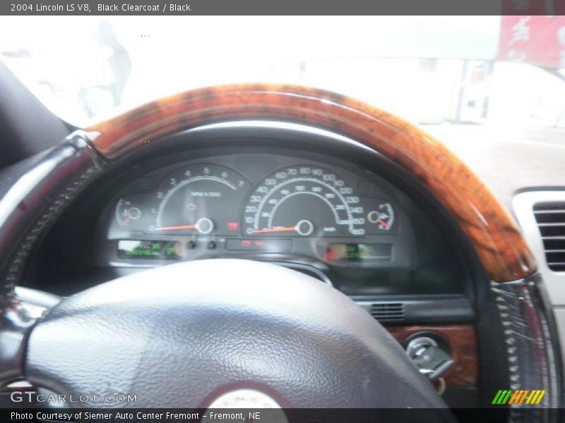 Black Clearcoat / Black 2004 Lincoln LS V8
