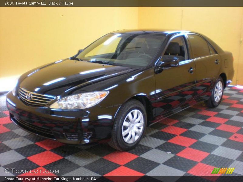 Black / Taupe 2006 Toyota Camry LE